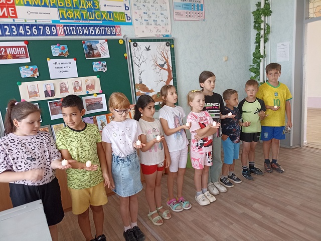 Краеведческий час «И в нашем краю есть герои»